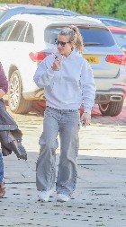 POZNATU VODITELJKU IZVREĐALI ZBOG FIGURE NAKON POROĐAJA  Sada je svojim novim izgledom svima zapušila usta