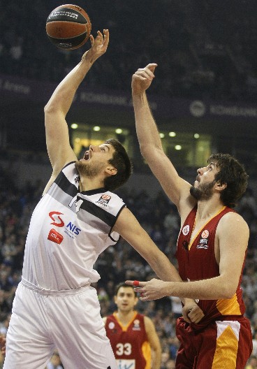 DOŠLO VREME ZA RASTANAK Bivši košarkaš Partizana ostao bez kluba