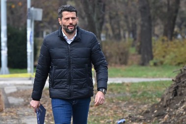 U JANUARU POČINJU RADOVI NA TRGU REPUBLIKE Gradonačelnik Šapić najavio izgradnju kružnog toka i Beogradskog sata