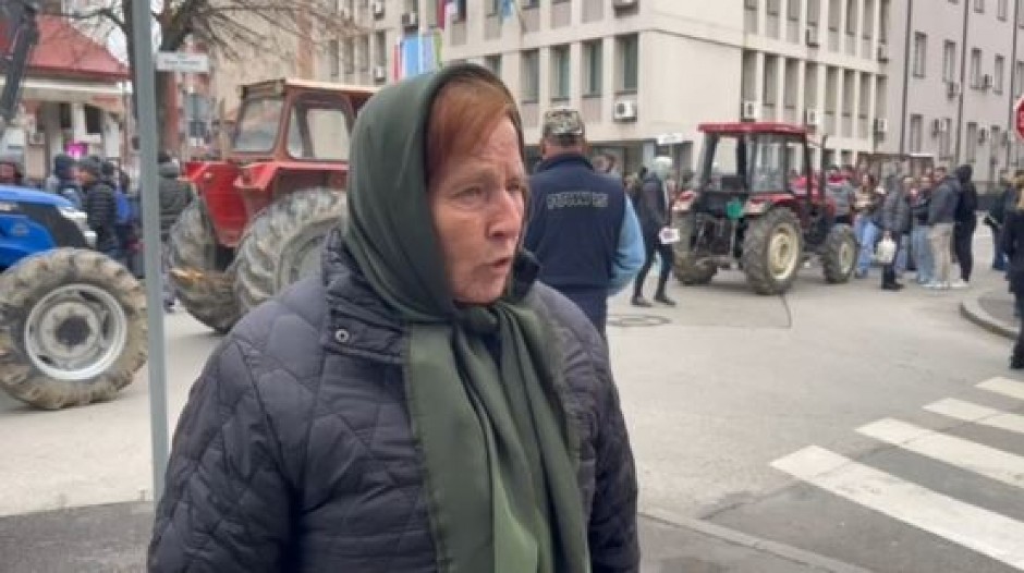 "JA MOJE CEPALA SUKNJE I POVIJALA UMESTO PELENE" Baka iz Loznice preživela rat i nemaštinu, poslala oštru poruku rušiteljima Srbije! (VIDEO)