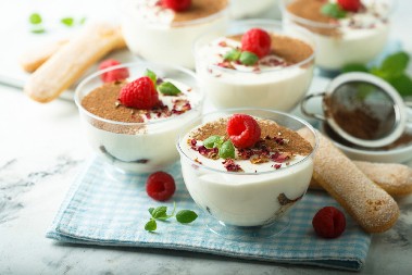 VOĆNI TIRAMISU Idealan dezert za dve osobe, napravite ga nekome koga volite