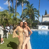 OVO JE JEDINA FOTOGRAFIJA OLIVERE GUDELJ U KUPAĆEM KOSTIMU Zbog jednog detalja odmah su je uporedili sa prijom Cecom Ražnatović