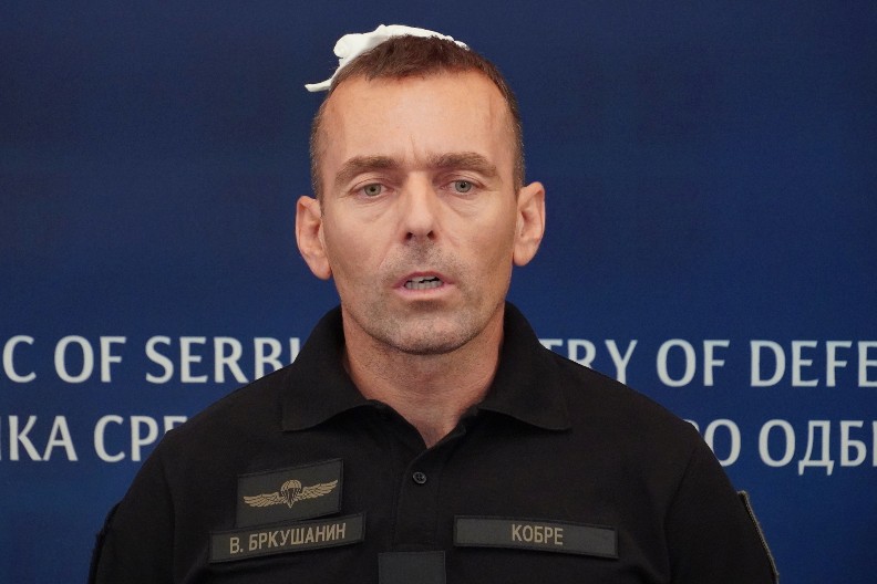 "NAPAD JE BIO SILOVIT, OPKOLILI SU NAS" Zastavnik Vojske Srbije: Ispalio sam metak u vazduh, u bezbednom pravcu, oni su se razbežali"