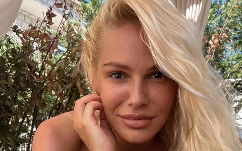 KOSA PREKO LICA, GO STOMAK I SAVRŠENA LINIJA! Nataša Bekvalac pokazala telo iz svih uglova (FOTO)