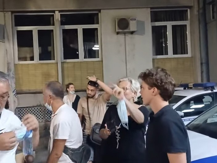 TEROR UŽIČKIH ZGUBIDANA SE NASTAVLJA! Blokaderi prave haos, maltretiraju ljude i pozivaju na linč predsednika Srbije! (FOTO)