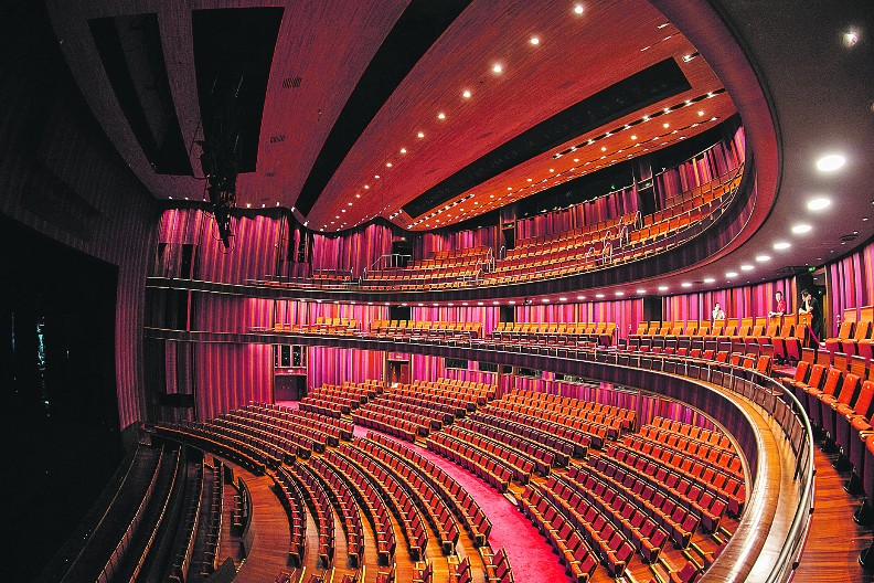 Kako je Mira Stupica osvojila beogradsku publiku prvom rečenicom na sceni