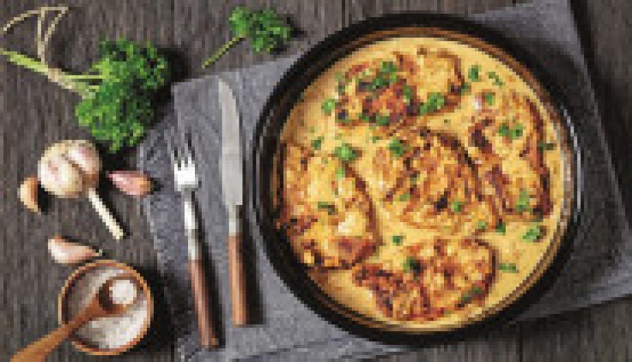 KRMENADLE U BELOM SOSU Rapsodija ukusa u svakom zalogaju, a meso se lepi za prste