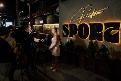 ŽESTOKE PRETNJE NA ESTRADI Pevačica šokirala izjavom: "Želim da ga slomim!"