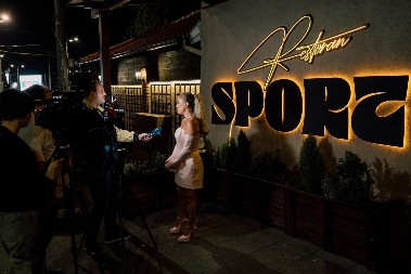 ŽESTOKE PRETNJE NA ESTRADI Pevačica šokirala izjavom: "Želim da ga slomim!"