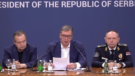 KAKO BLOKADERI PRAVE HAOS? Vučić pročitao dokumenta koji razobličuju siledžije