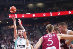 SLOVENCI SE OGLASILI Ovo zanima sve navijače u Srbiji: Poznato stanje Dončića pred spektakl u Areni sa "orlovima"