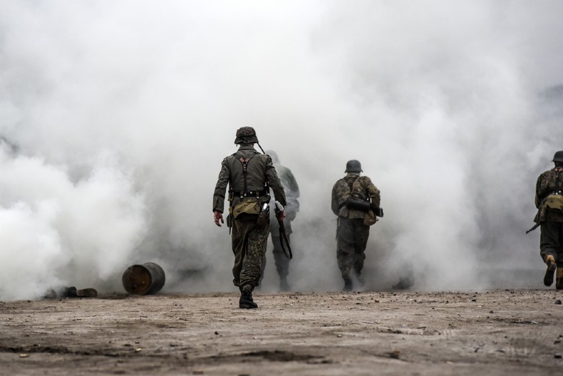 HAOS KOD VARŠAVE: Tajanstveni leteći objekat SRAVNIO deo sela – ljudi u šoku