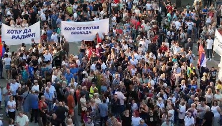OGROMAN BROJ LJUDI NA SKUPU U PANČEVU! Građani protiv blokada i nasilja!