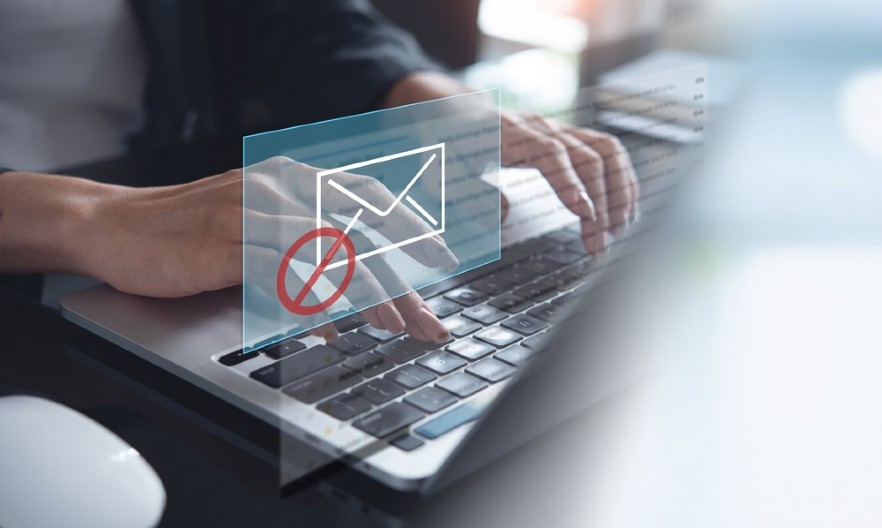 PREVARANTSKI MEJLOVI SU SVE LUKAVIJI Stručnjaci savetuju šta da radite - evo kako da se zaštitite od hakera