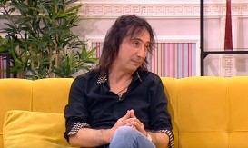 NADROGIRANA I NA ŠTAKAMA Region u šoku zbog skandala Ane i Raleta, on izustio samo jedno: "Pusti me, ti moraš da živiš"