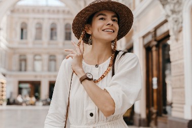 NIKAD BOLJA JESEN 2025. ZA 3 ZNAKA HOROSKOPA Tri znaka dobijaju sve – uspeh, novac i ljubav, ostvaruju najveće snove