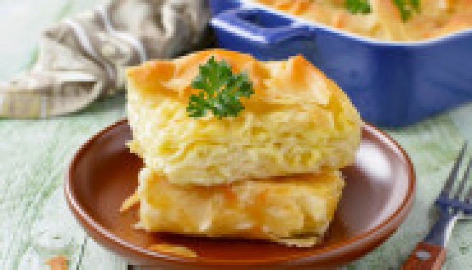 GIBANICA KAO ONA IZ BAKINE KUHINJE Pola pleha nestane dok trepnete, po ukusu joj nema ravne