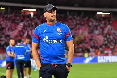 PUNO TEMA PRED VLADANOM MILOJEVIĆEM: Drago mi je da Elšnik ostaje, da prođemo u nokaut fazu Lige Evrope