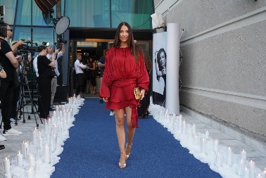 "NISAM VEROVALA SVOJIM OČIMA, BILA SAM NAVIKLA NA RAZOČARENJE" Pevačica se borila za potomstvo, tek da čujete gde je saznala za trudnoću!