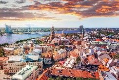 PRELEPA PRESTONICA NA OBALI BALTIKA JEDNA JE OD  NAJJEFTINIJIH U EVROPI Poznata je po bogatoj kulturnoj ponudi, a turisti je obožavaju