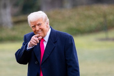 TRAMP OPET PRETI Spreman na drugu fazu sankcionisanja Rusije