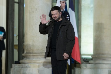 HLADAN TUŠ ZA ZELENSKOG Ova država će prva okrenuti leđa Ukrajini, a evo i zašto