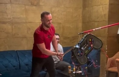 STIŽE BEBA U PORODICU DŽEHVEROVIĆ! Svi na nogama, otkriven i pol (VIDEO)