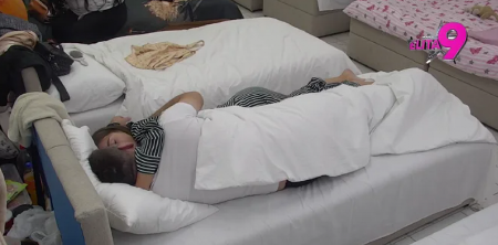 VRELA AKCIJA IVANA I 20 GODINA MLAĐE CIMERKE Marinković poput tinejdžera, ne mari za kamere