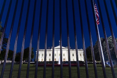 MASK IM PODELIO OTKAZE, BELA KUĆA IH POZVALA NAZAD: Na stotine radnika se vraća poslu