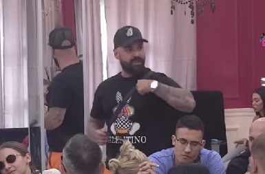 LUKA VUJOVIĆ SE SRUŠIO IZNENADA! Učesnici zanemeli od šoka, ovo niko nije prikazano u programu uživo (VIDEO)
