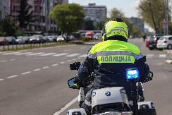 PRIBOJAC PIJAN ZA VOLANOM Vozio sa skoro tri promila alkohola, odmah mu oduzeta dozvola, sledi prijava