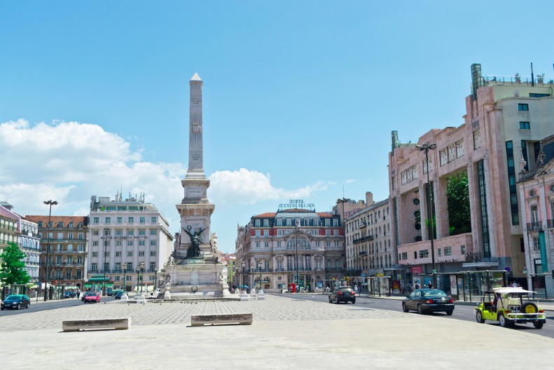 EVROPSKA PRESTONICA PROGLAŠENA "NAJSREĆNIJOM" NA SVETU Konkurencija je bila baš tesna - evo šta je presudilo