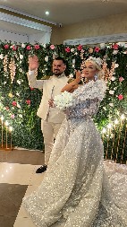 "RAZVODIM SE U ČETVRTAK, NAPRAVIĆU ŽURKU" Bora Santana slavi krah braka, već našao novu devojku