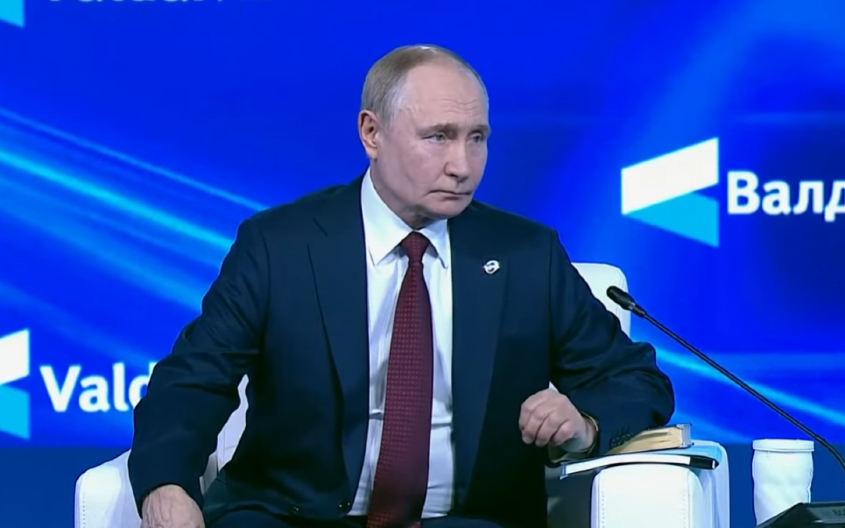 "RUSIJA DVA PUTA BILA SPREMNA DA SE PRIDRUŽI NATO-u" Putin otkrio šta mu je rekao Klinton (VIDEO)