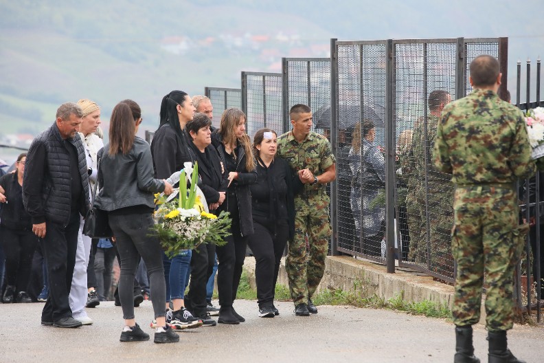 POTVRĐENA PRESUDA VOJNIKU ZBOG SMRTI TROJE DECE I DVOJE ODRASLIH Tragičan sudar kod Raške