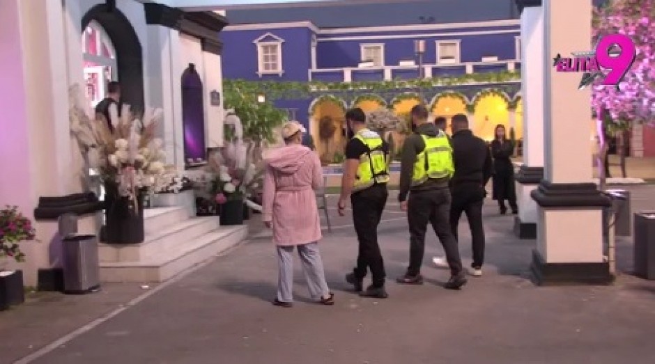 HITNO OBRAĆANJE! Uroš Stanić pozvao majku da tuži Asmina, on ne prestaje da provocira i urniše, obezbeđenje ih opkolilo