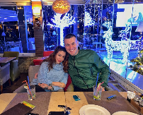 PEVAČICA UJELA MAJKU ZA RUKU Tvrdi da ju je napala nožem, oglasila se i poručila: "Predaću se policiji!"