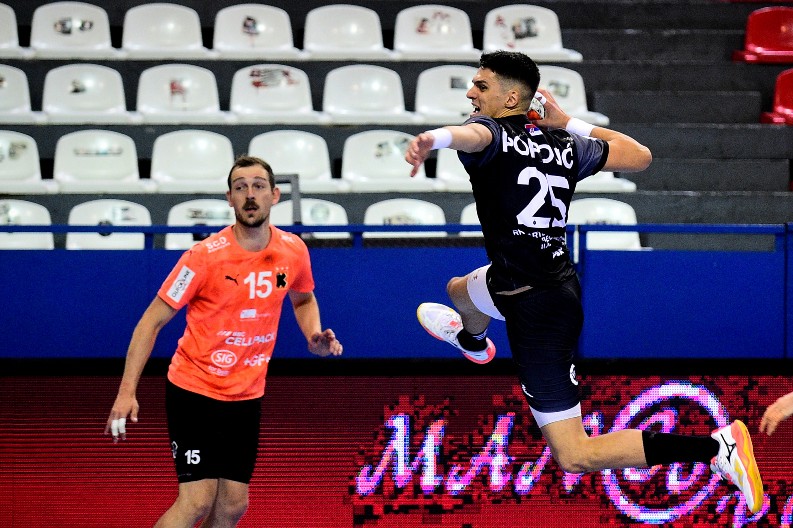 EVROPSKI PRVENAC PARTIZANA Švajcarci pali pred praznim tribinama