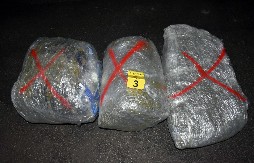 PRIVEDEN ZBOG NARKOTIKA Prilikom pretresa, pronašli mu samo oko kilogram droge