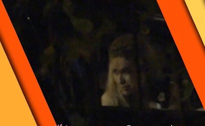 RADA MANOJLOVIĆ JECA U AUTOMOBILU, PORED NJE SEDI MUŠKARAC Pevačica uslikana u trenutku rastrojstva, evo šta se zapravo desilo