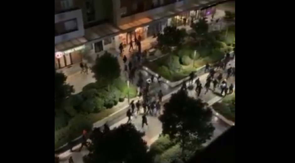 DRAMATIČNE SCENE U PODGORICI Maskirani mladići izašli na ulice, uzvikuju: "Turci napolje"