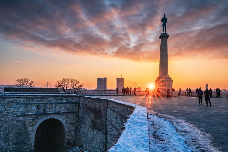 TAJNA BEOGRADSKOG MILIONERA: Živeo kao prosjak, umro na slamarici, a kad se pojavila Milica – ISTINA JE ZAPANJILA SVE!
