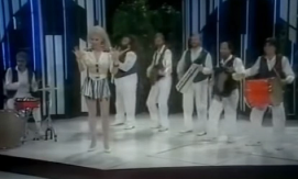 "SAMO JE JEDAN OSTAO, ALI NI ON NIJE DOBRO" Prva pevačica "Slatkog greha" ne može da dođe sebi zbog smrti kolege!