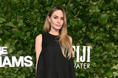 LEPE USNE BEZ FILTERA Nežna boja karmina je trik u koji se kunu Srpkinje, pristaje apsolutno svima