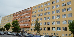 PET PACIJENATA KRITIČNO NA RESPIRATORU Oglasio se direktor Kliničkog centra Tuzla, jedna žena preminula tokom noći