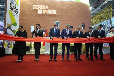 SRBIJA OČARALA KINU: Na sajmu u Šangaju predstavljeno „petosenzorno putovanje“ kroz našu zemlju! (FOTO)