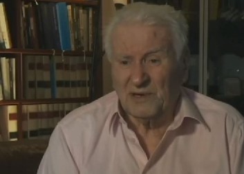 MIĆUN PATOSIRAO STUDENTE: NEMAJU PROGRAM, VOLE IH SAMO ROĐACI! Dugogodišnji političar iskreno o plenumaškoj listi