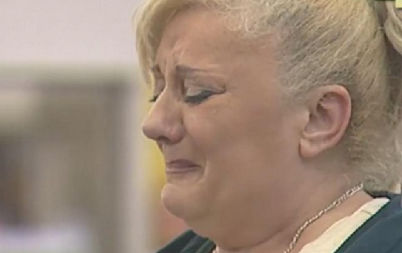 ''MUŽ JE SPAVAO SA KONOBARICOM DOK SAM SE PORAĐALA'' Pevačica na ovaj način saznala za prevaru: "U našem krevetu imali su odnose"