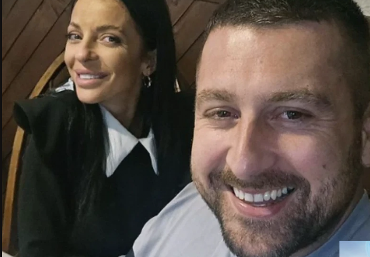 SLAVLJE U DOMU JELENE PEŠIĆ I MLADENA VULETIĆA Bivša zadrugarka ne krije ponos: ''Majčinstvo natera na takvu promenu''