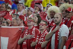 ŠVAJCARSKA VODI Amduni matirao Petrovića